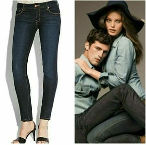 🆕️ Lucky Brand Skinny Jeans. Like New!